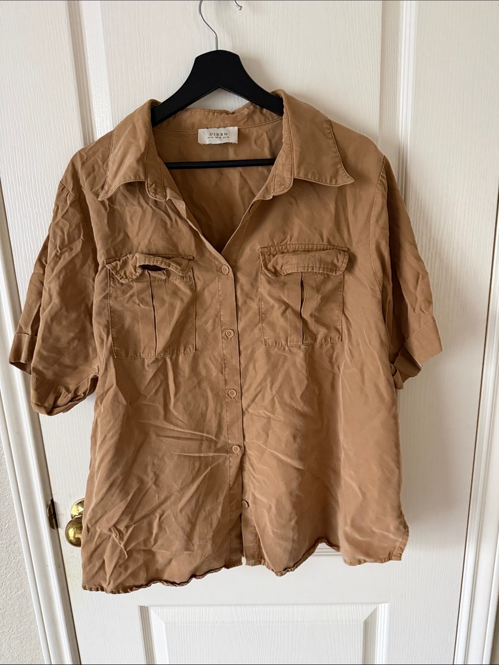 DISSH Short-Sleeve Button-Down